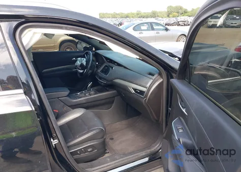 2020 Cadillac Xt4 Fwd Premium Luxury z USA, uszkodzony, nr VIN 1GYFZCR4XLF056563